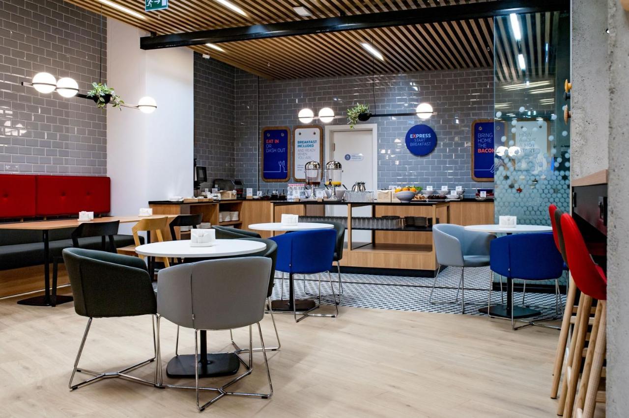 Holiday Inn Express Tbilisi Avlabari By Ihg Exterior foto